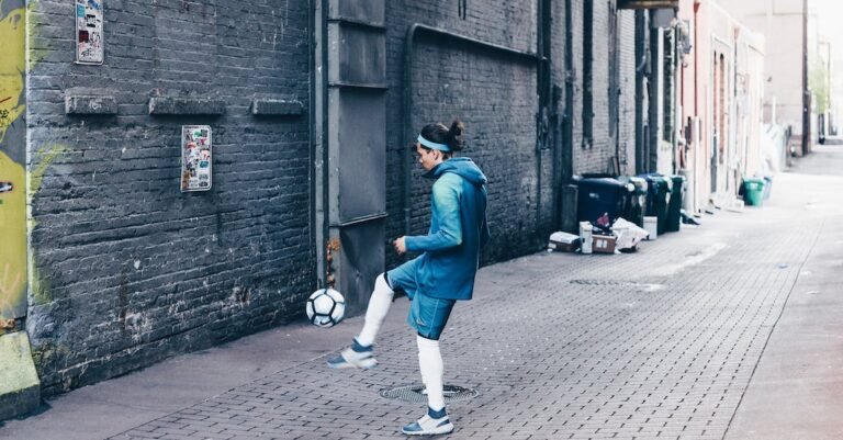 Amazing Advice To Improve Your Football Game