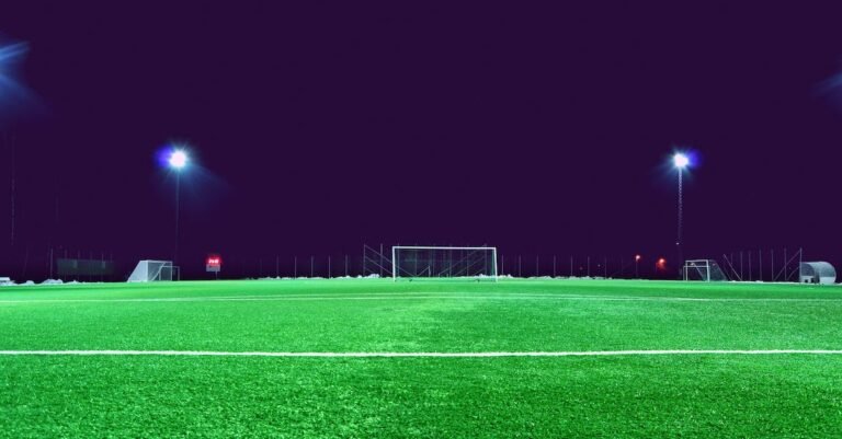 Want To Learn More About Football? Now’s Your Chance!